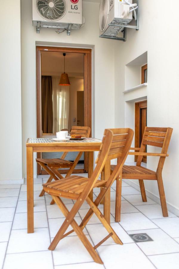 Апартаменты 100 Steps - Harmony Naxos City Экстерьер фото